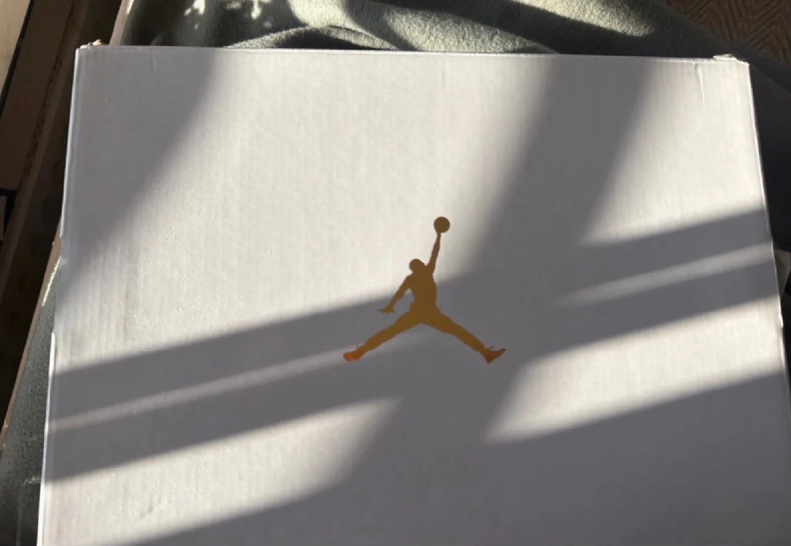 Nike Air Jordan mid 1 – photo 14